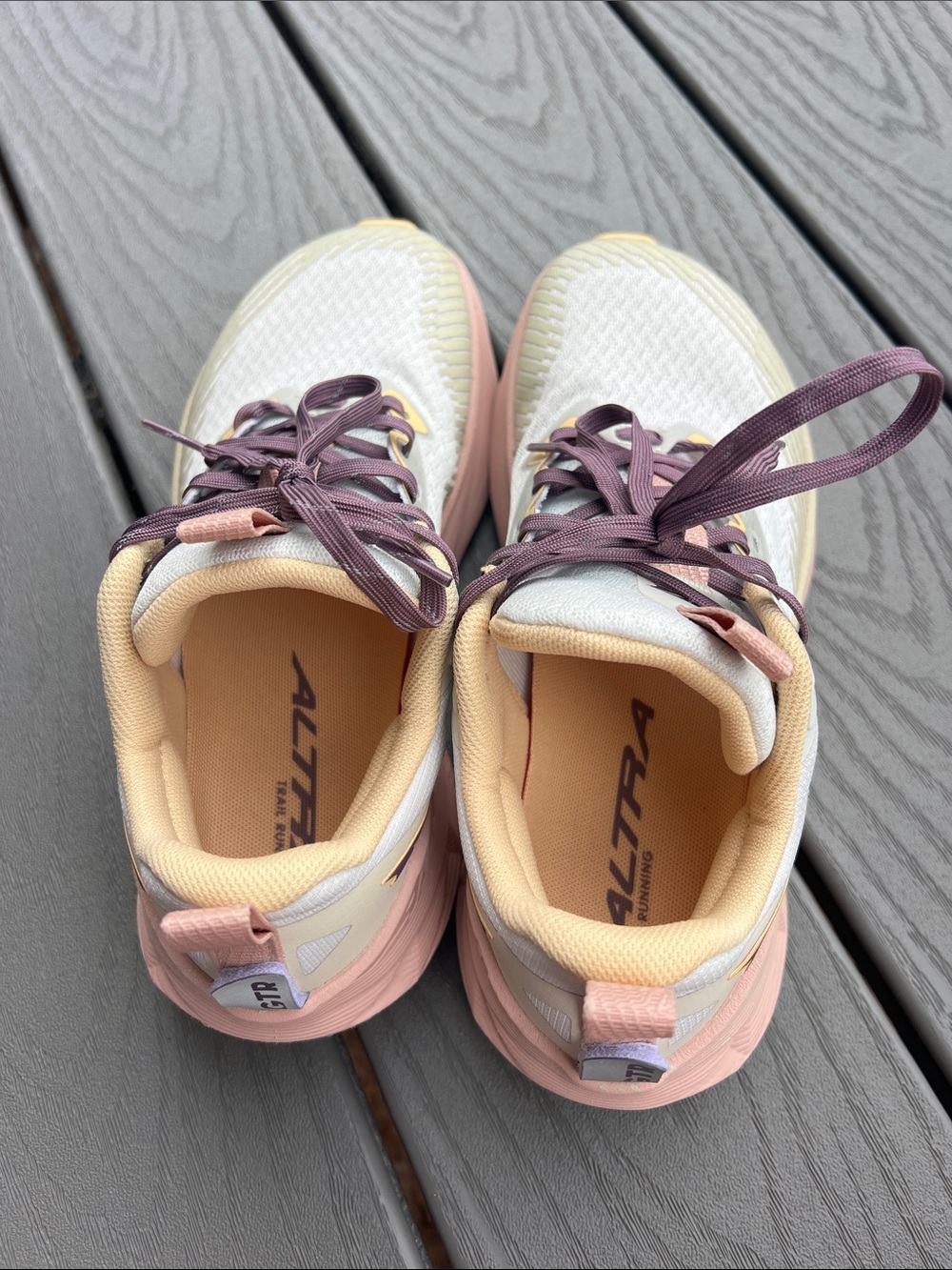 Women’s Altra Shoes - Picture 4 of 5